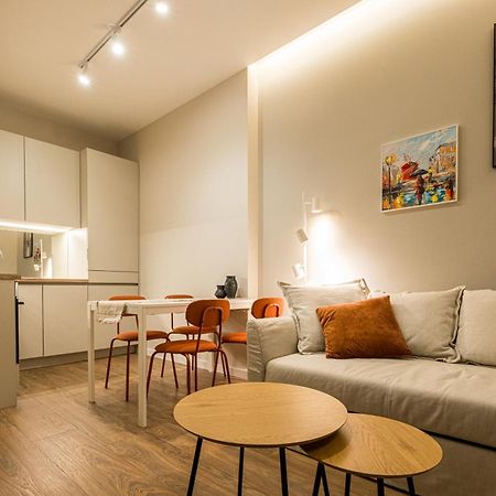 South 22 - Brand New Modern 1Bd Apt In Sofia Centerアパートメント エクステリア 写真